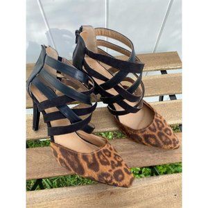 BOSTON DESIGN STUDIO ANIMAL PRINT PUMPS SIZE 9.5M